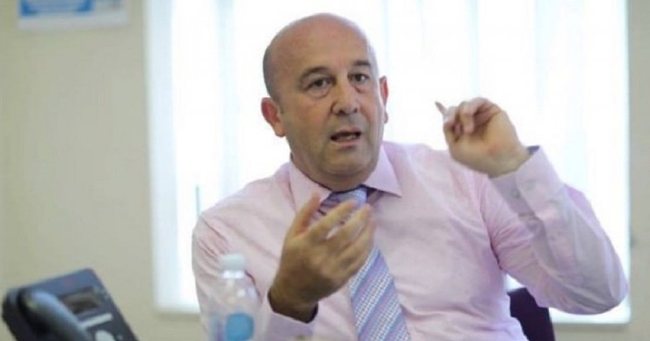 Gazetari Arben Manaj