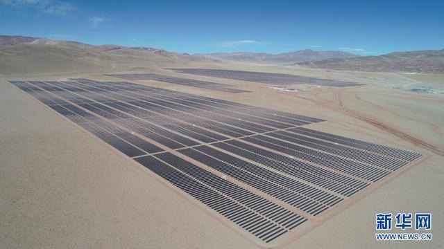 Prodhimi i elektrikut me energji diellore, Kinë