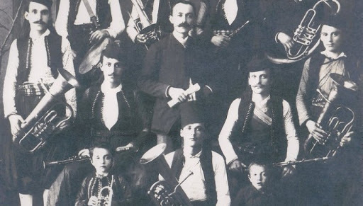 Palok Kurti me banden Daulla