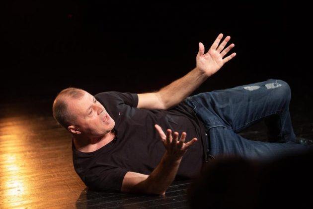 Mustafa Nano 2 Foto nga Facebook