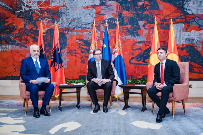 3 liderët pjesëmarrës në takimin e Beogradit (Portalb)