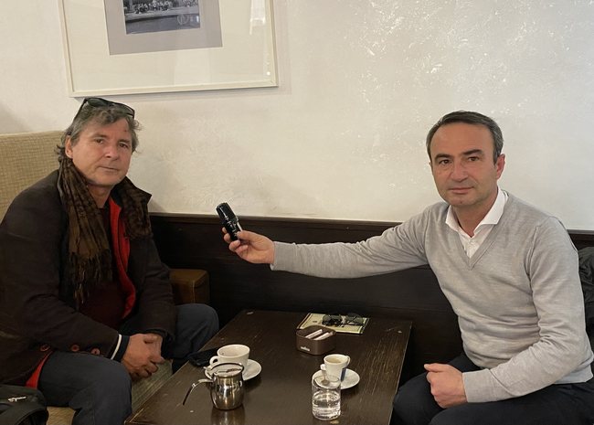 Albert Zholi ne interviste per CMG