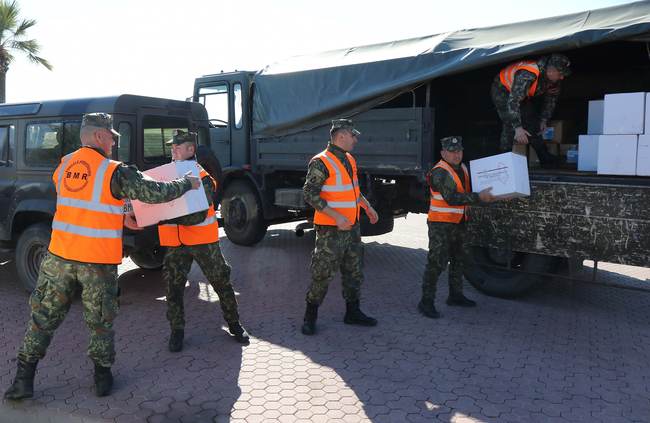 ndihmat per veriun, foto fb zyrtar Niko Peleshi