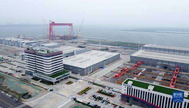 Fabrika “inteligjente” për prodhimin e pajisjeve të shfrytëzimit të naftës dhe të gazit natyror oqeanik, 26 qershor 2022, Tianjin(Foto:Xinhua)