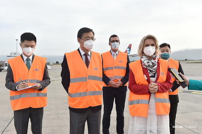 Sa dolaska vakcina na podgorički aerodrom