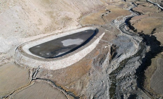 Snímek: Starověký systém skladování vody a zavlažování Sagya se nachází ve městě Shigatse v čínské Tibetské autonomní oblasti Xizang v jihozápadní části země. / Xinhua