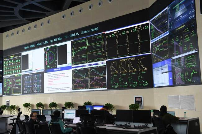 Velín fúzního plazmového reaktoru EAST, 15. prosince 2021. Zhang Duan/Xinhua