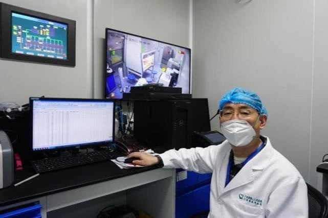 Lin Jianguo, Direktor des P3-Laboratoriums