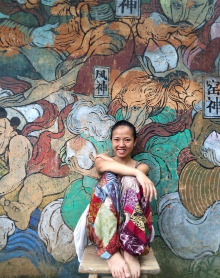 Wen Na und ihre Wandmalerei