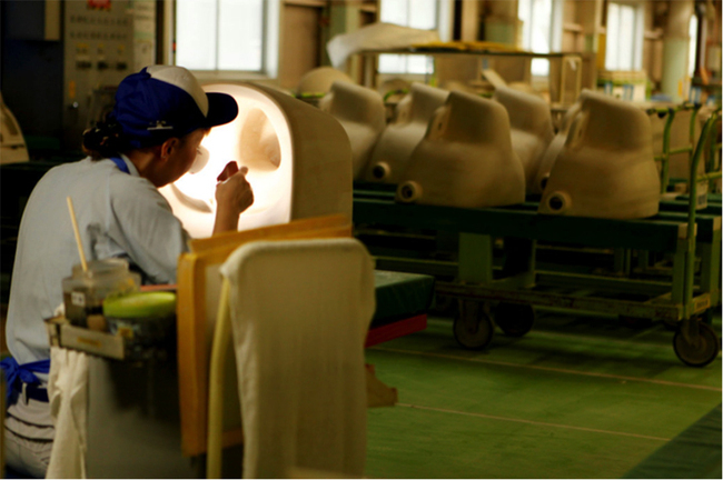 Eine TOTO-Fabrik in Kitakyushu in Japan (Quelle: Reuters)
