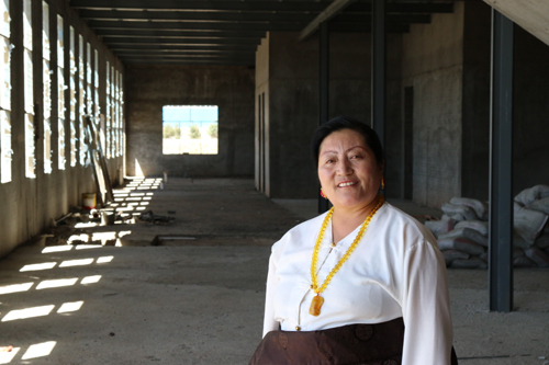 História de empreendedorismo de uma mulher da etnia tibetana