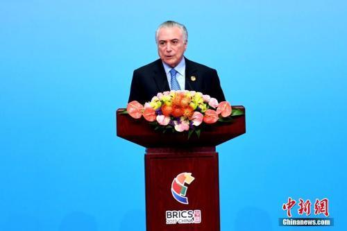 Na China, Temer incentiva empresários a investirem no Brasil