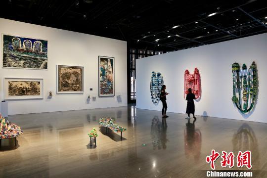 Exposição de arte contemporânea China-Portugal é aberta em Shanghai