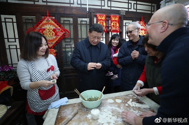 Xi Jinping visita população de Beijing pelo Ano Novo Chinês