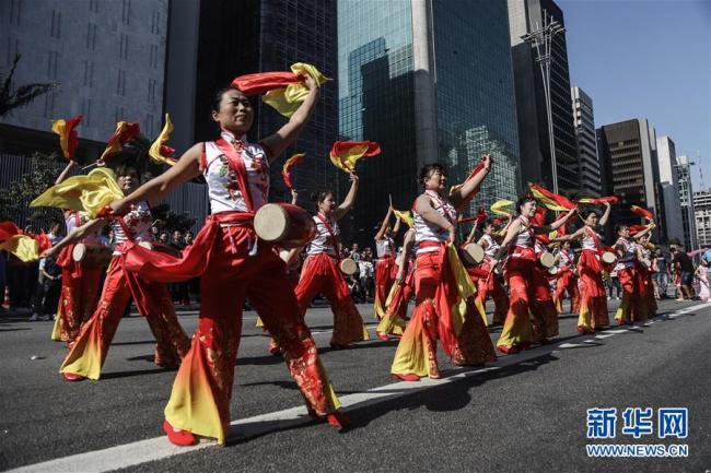 Flash Mob da cultura chinesa acontece em São Paulo