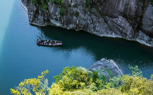 Munţii Yandang şi Taimu