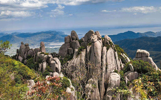 Munţii Yandang şi Taimu