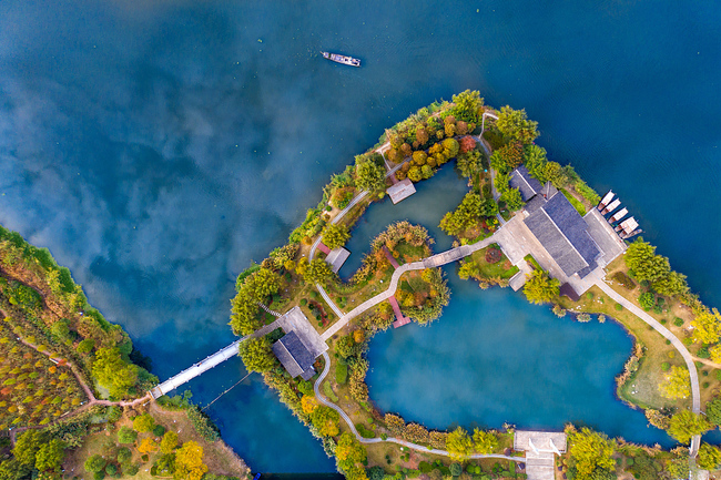 Informații turistice din luna octombrie