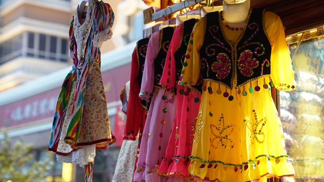 Marele Bazar Internațional Xinjiang(II)