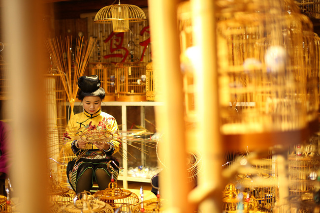 Dezvoltarea rețelelor turistice montane din Guizhou Dezvoltarea rețelelor turistice montane din Guizhou