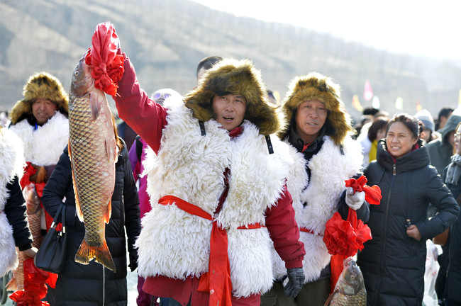Turismul explodează în cele mai geroase zone din China Turismul explodează în cele mai geroase zone din China