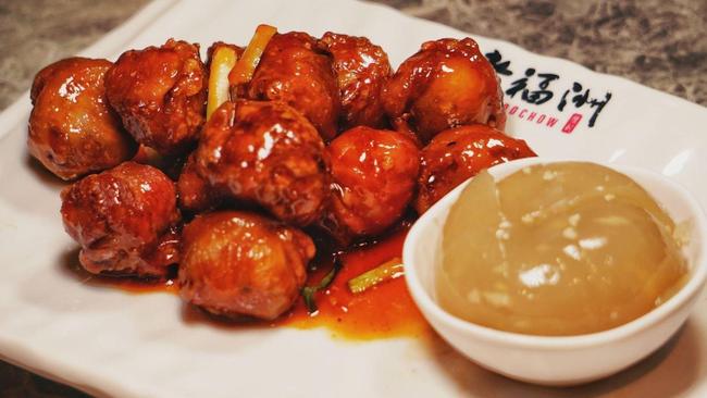 China este tărâmul călătoriilor surpinzătoare