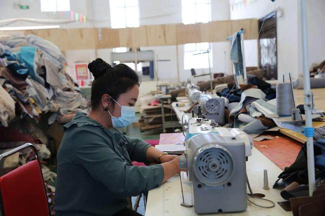 Satul Guza din Xinjiang, pe drumul bunăstării