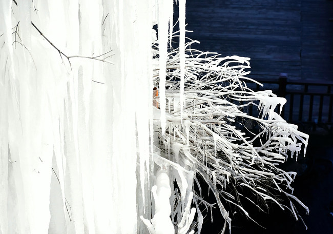 Cascadele înghețate din Shenquanxia