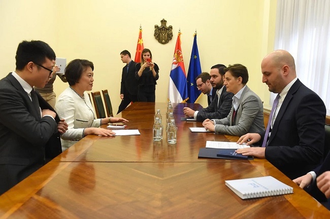 Srbija šalje pomoć Kini_fororder_塞尔维亚政府