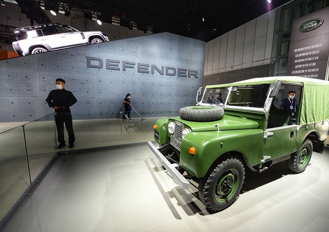 Sajam automobila u gradu Čengdu podstiče tržišno društvo