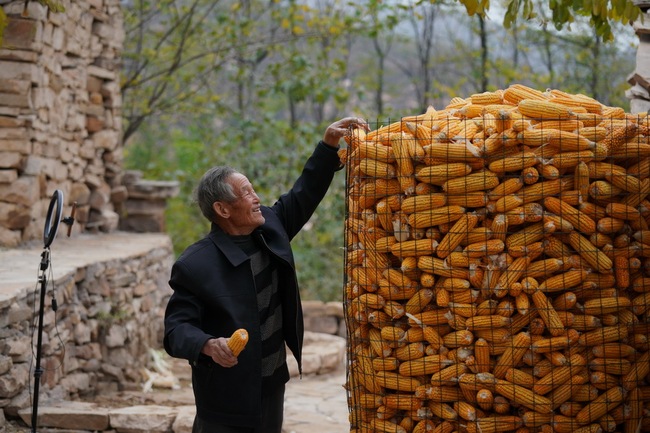 Kako je direktan prenos preko mobilnog učinio planinsko selo popularnim?