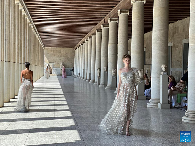 Modna revija na antičkoj Agori u Grčkoj