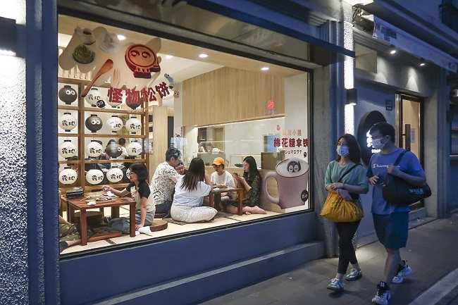 Ponovo otvoreni restorani u Šangaju