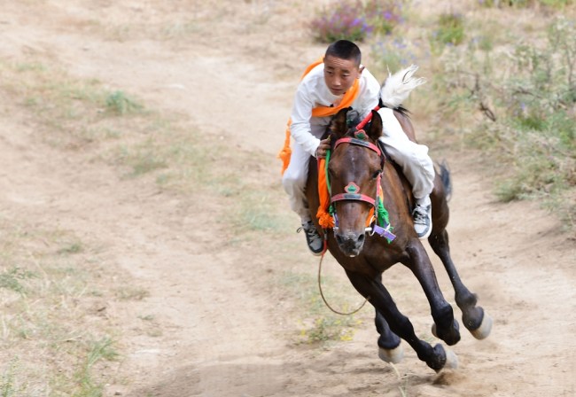 Proslava praznika „Ong skor” na Tibetu